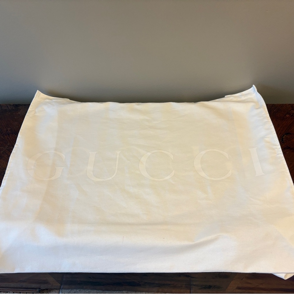 New Gucci Cloth Tote - Picture 3 of 9